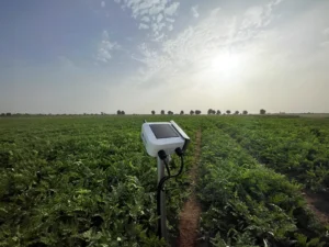 Un dispositivo Atlas instalado en entorno agrícola